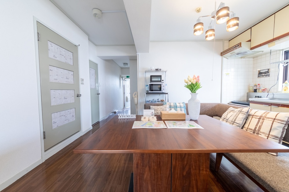 501号室 客室内のダイニングエリア0 | SUNDAY peace room Nakashima