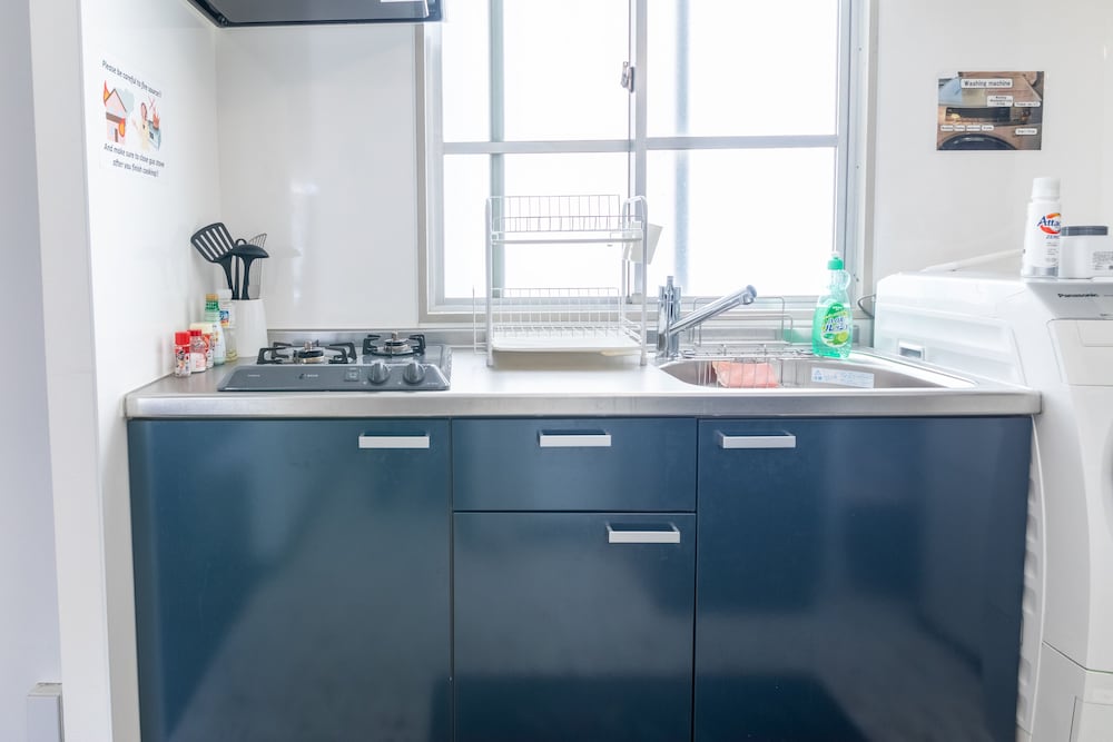 301号室 専用キッチン1 | SUNDAY peace room 猿猴橋 #27