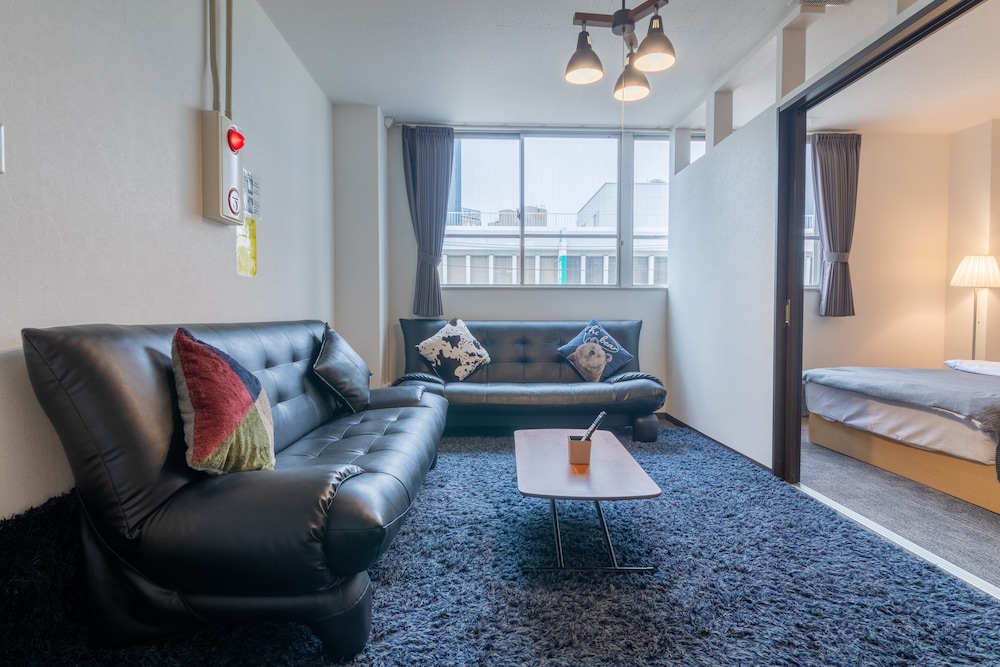 301号室 リビング エリア1 | SUNDAY peace room 猿猴橋 #27