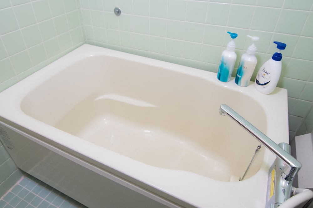 トラディショナル アパートメント 深めの浴槽0 | 代々木アパートメント 2-401