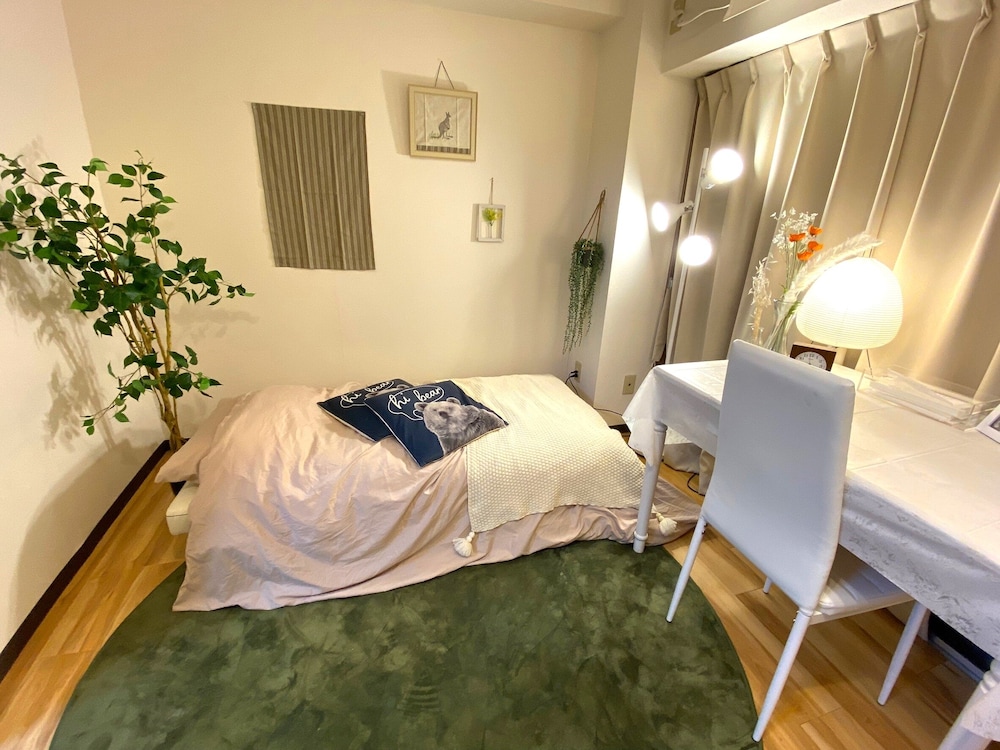 トラディショナル アパートメント 客室8 | 代々木アパートメント 2-401