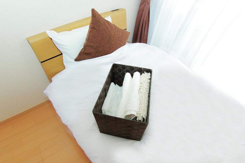 トリプルルーム 共用バスルーム (シングルベッドB) 客室2 | I.ECOⅢguest house