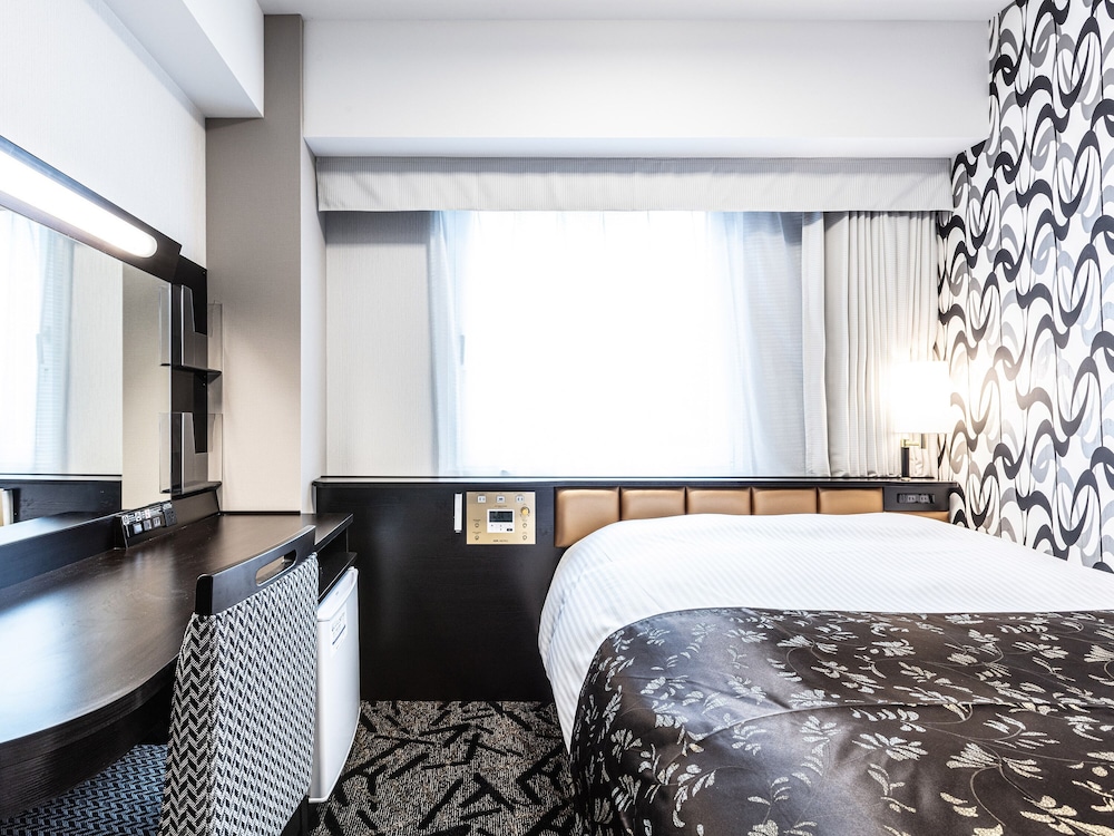 ダブルルーム 禁煙 | アパホテル 〈六本木SIX〉