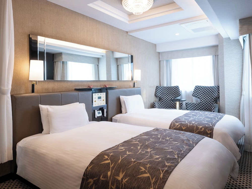 スーペリアツイン禁煙室 [南館最上階 14階] | アパホテル 東新宿 歌舞伎町タワー