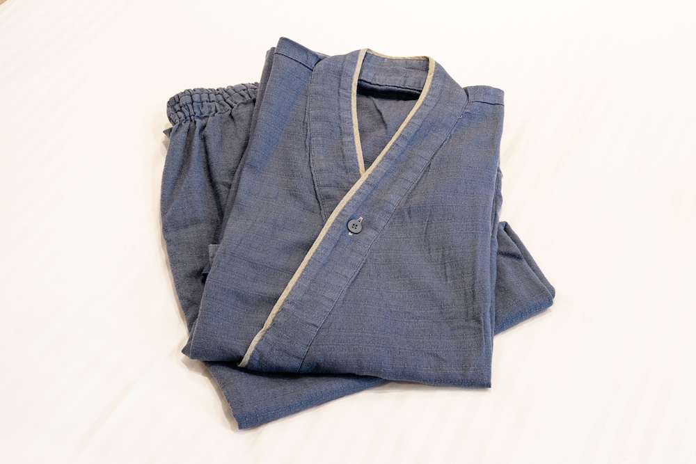 セミダブルルーム シャワーブース付き 禁煙 客室の設備とサービス0 | ホテルかずさや