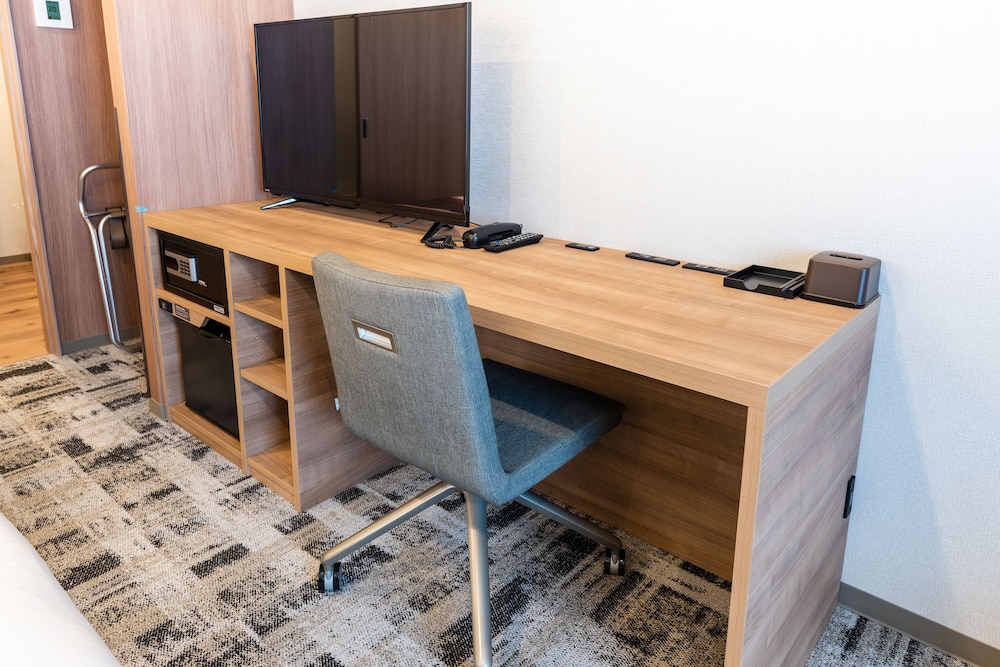 デラックスツインルーム　バスタブ付き 禁煙 客室の設備とサービス0 | ホテルかずさや