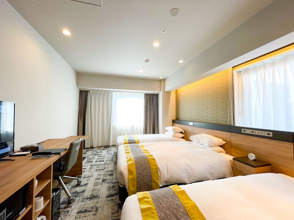 デラックスツインルーム　バスタブ付き 禁煙 客室2 | ホテルかずさや