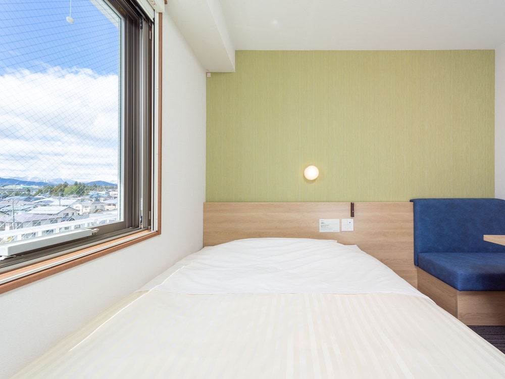 エクストラダブルルーム 喫煙可 客室1 | スーパーホテル矢巾駅東口