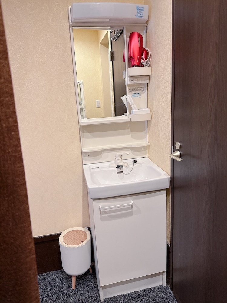 スタンダード ダブルルーム (101) 客室2 | HOMEE OSAKA