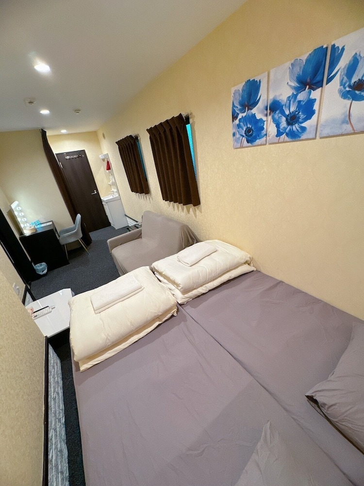スタンダード ダブルルーム (102) 客室1 | HOMEE OSAKA