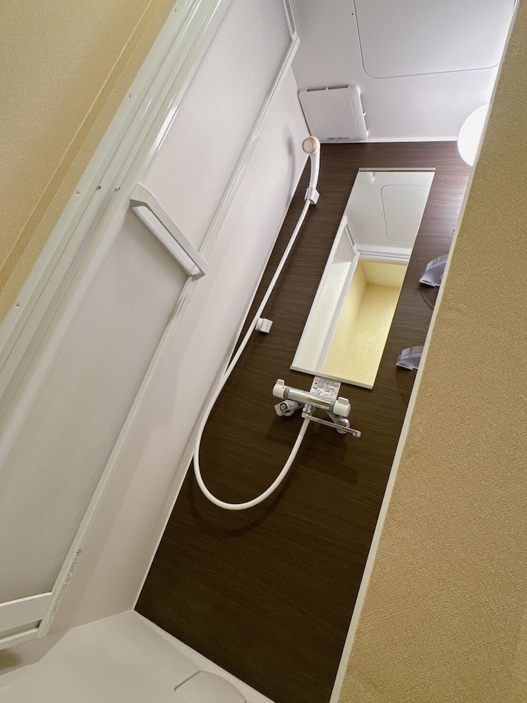 スタンダード ダブルルーム (203) バスルーム0 | HOMEE OSAKA