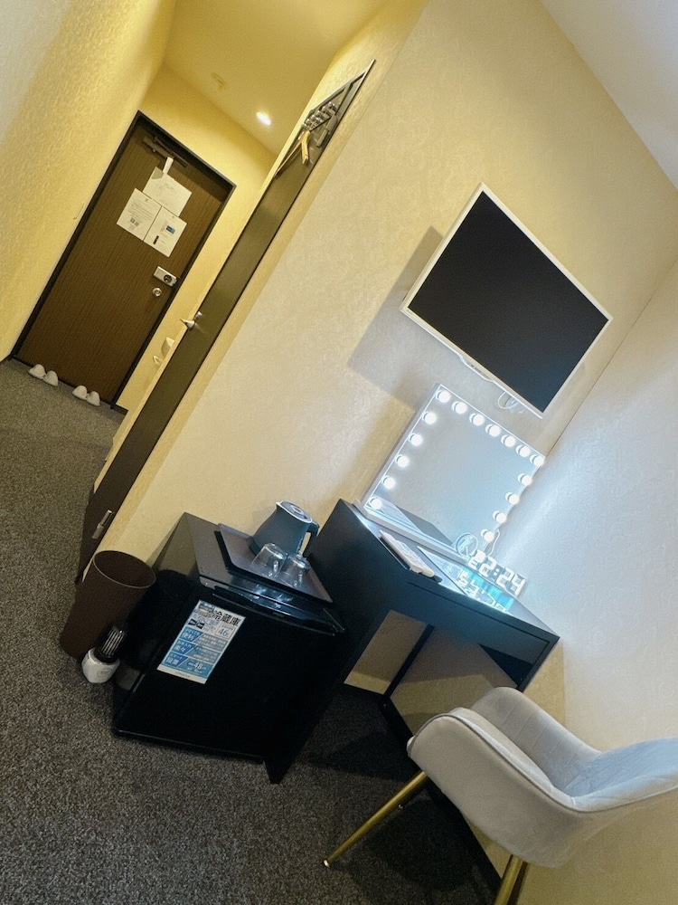 スタンダード ダブルルーム (203) 客室2 | HOMEE OSAKA