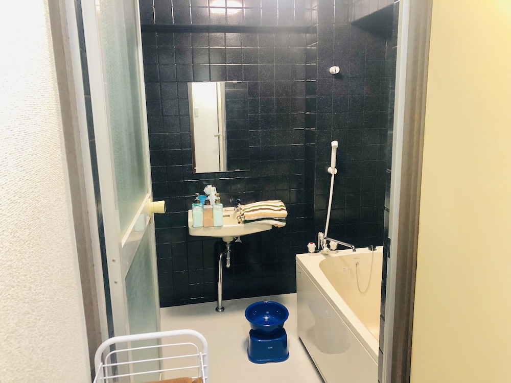 アパートメント (RC302) 禁煙 バスルームの設備0 | Rc Annex 2