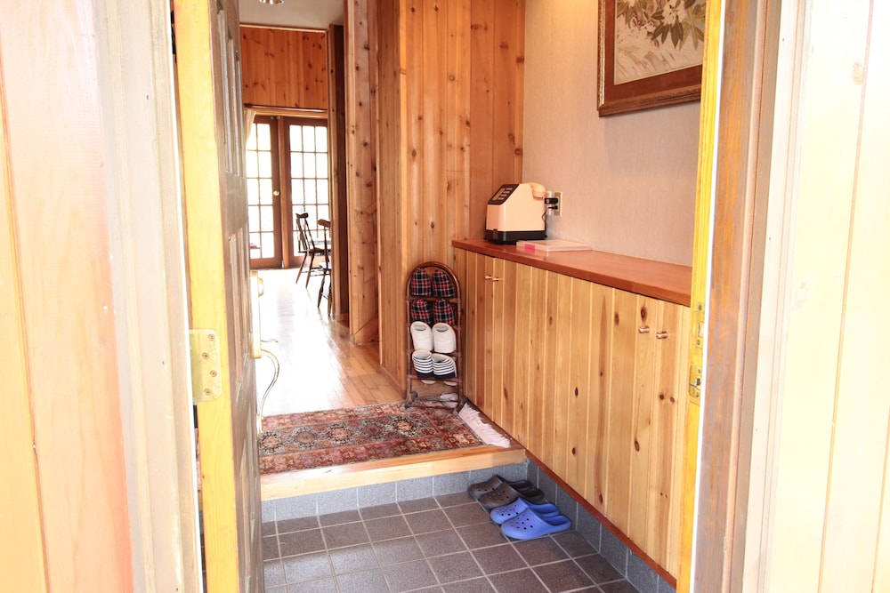 内装1 | Yamanaka-lake log house HS2