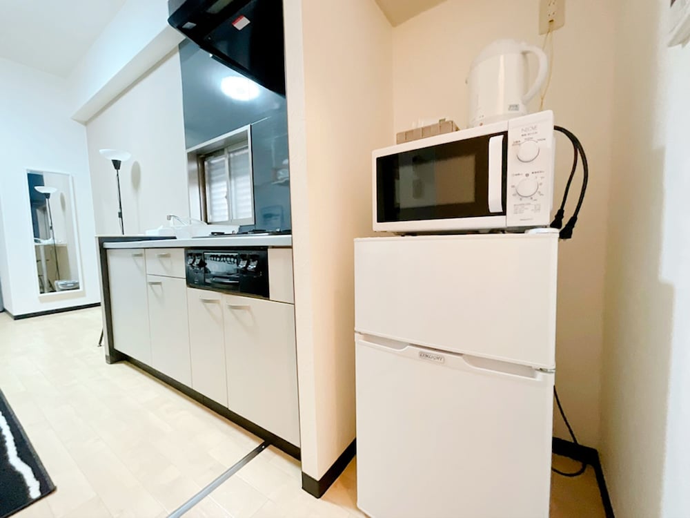 スタジオ バルコニー付 304号室 禁煙 専用キッチン2 | おうちホテル大手町