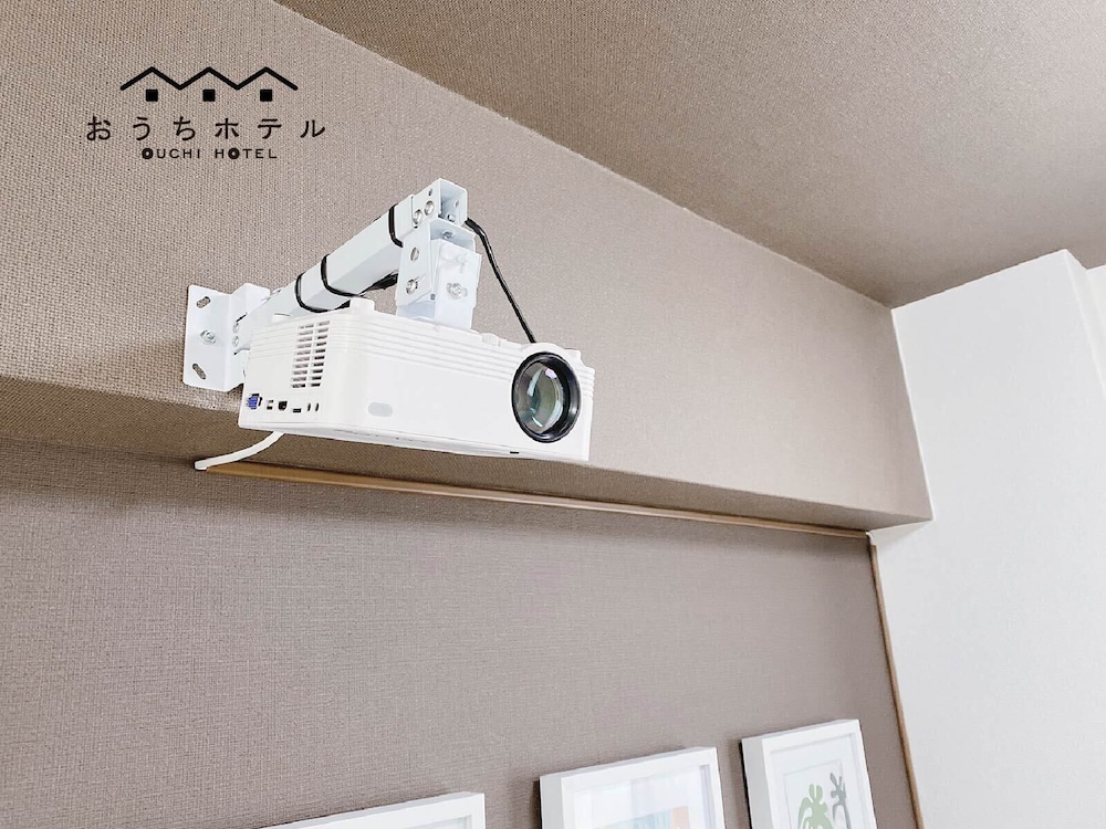 スタジオ バルコニー付 202号室 客室1 | おうちホテル宝町