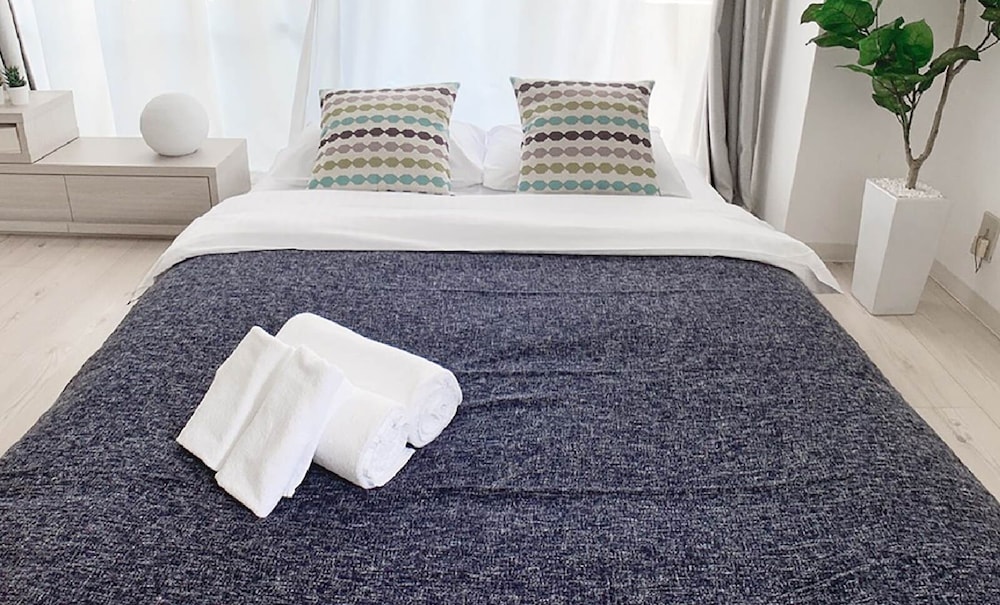 スタジオ バルコニー付 601号室 客室12 | おうちホテル宝町