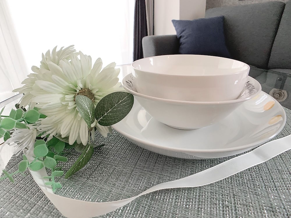 スタジオ バルコニー付 501号室 リビング エリア5 | おうちホテル宝町