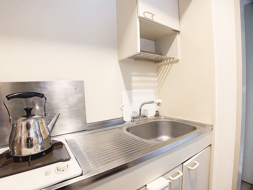 スタジオ バルコニー付 501号室 専用キッチン0 | おうちホテル宝町