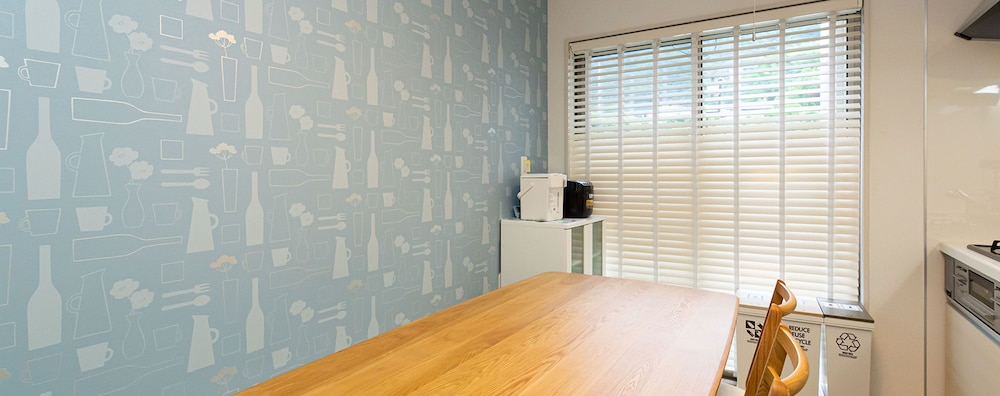 C棟 客室内のダイニングエリア2 | 鬼怒川ステーションフロント