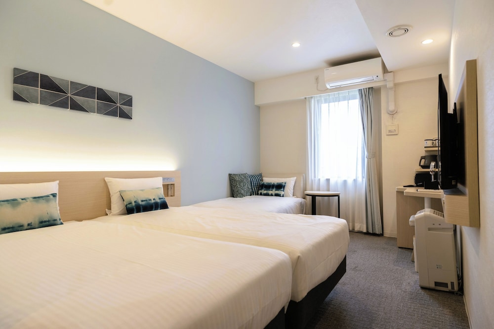 ハリウッドツインルーム 禁煙 | ホテル・トリフィート 宮古島 リゾート