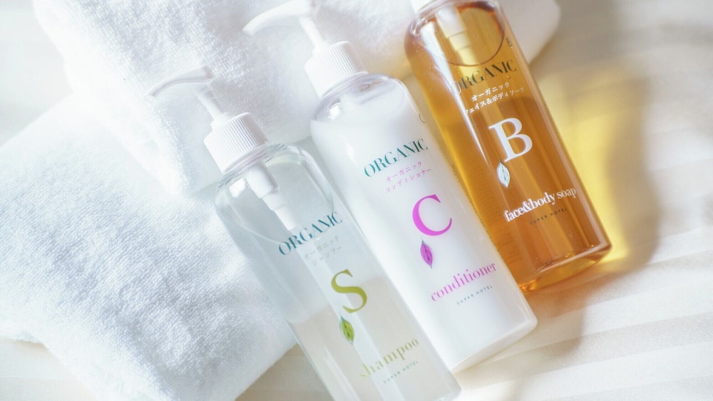 ベーシック ダブルルーム ダブルベッド 1 台 禁煙 バスルーム1 | スーパーホテル湘南、藤沢駅南口