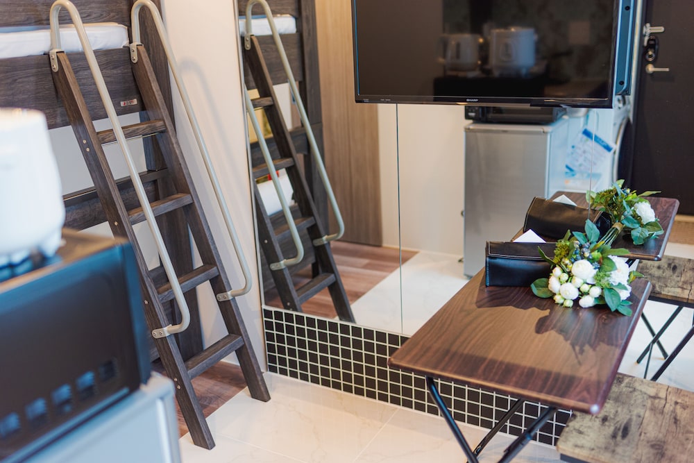 エコノミールーム 禁煙 (203) リビング エリア0 | Space F 代々木