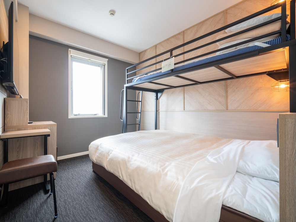 スーパールーム(定員に幼児含む) 禁煙 | スーパーホテル御殿場 1 号館