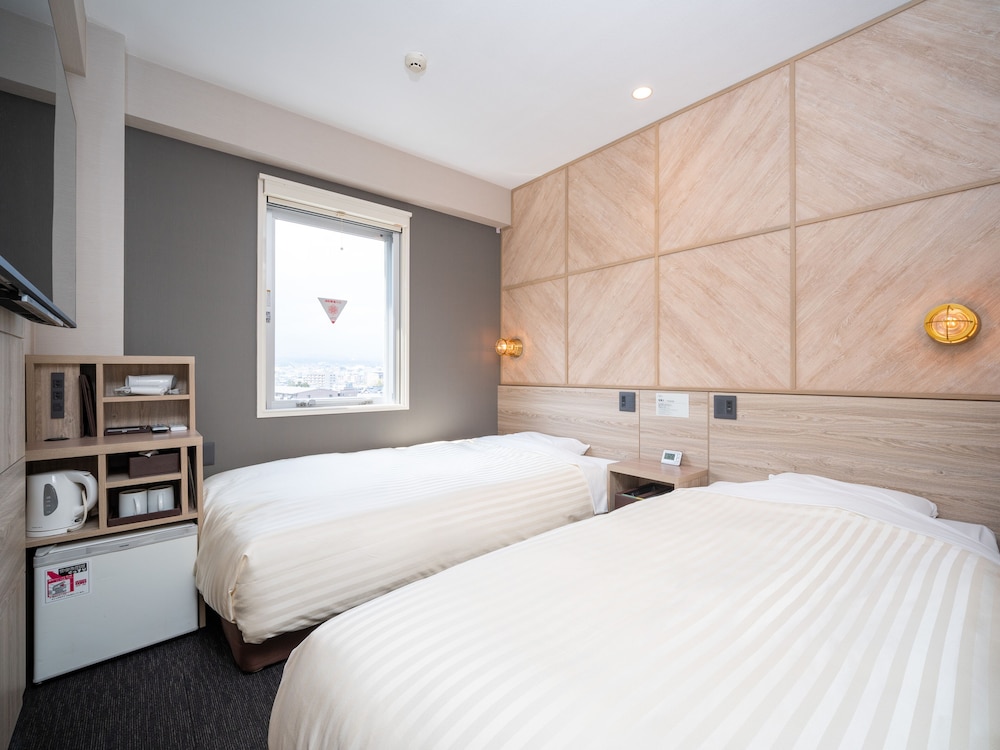 エコノミー ツインルーム(定員に幼児含む) 禁煙 客室2 | スーパーホテル御殿場 1 号館