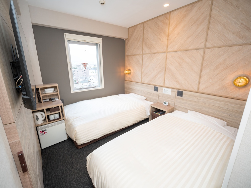 エコノミー ツインルーム(定員に幼児含む) 禁煙 客室3 | スーパーホテル御殿場 1 号館