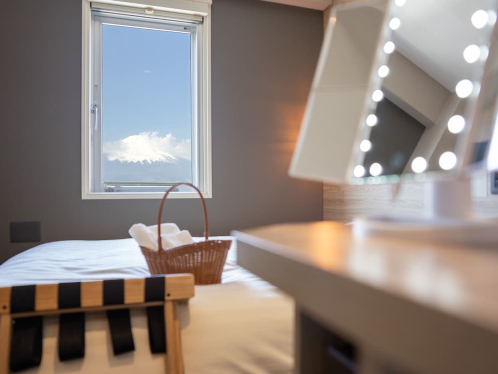 レディースルーム(定員に幼児含む) 禁煙 客室の設備とサービス6 | スーパーホテル御殿場 1 号館