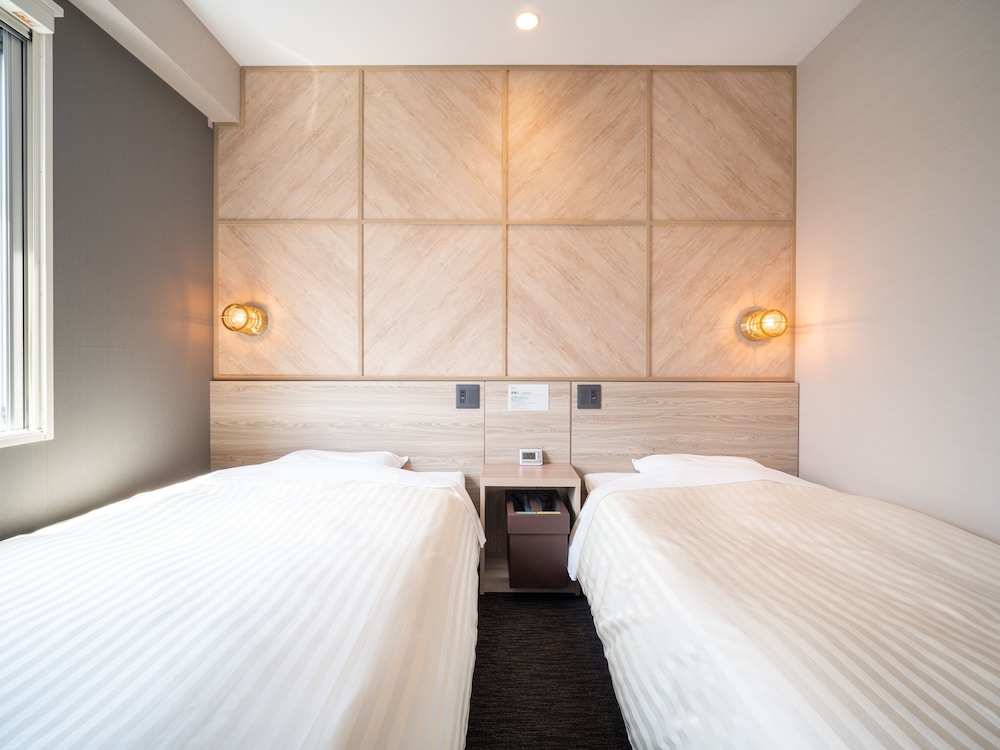 エコノミー ツインルーム(定員に幼児含む) 禁煙 客室1 | スーパーホテル御殿場 1 号館