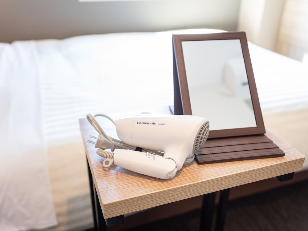 おまかせ(定員に幼児含む) 禁煙 客室の設備とサービス1 | スーパーホテル御殿場 1 号館