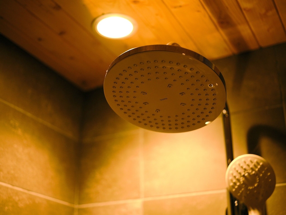 京町家一棟貸 B バスルーム11 | 紡 七条鍵屋町