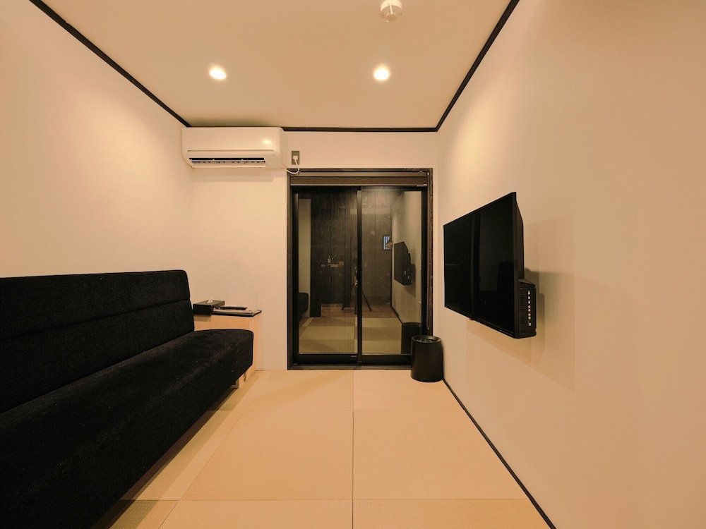 京町家一棟貸 B リビング エリア6 | 紡 七条鍵屋町