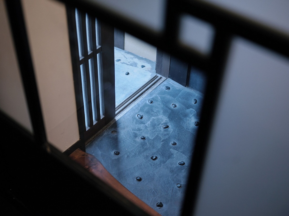 京町家一棟貸 B リビング エリア9 | 紡 七条鍵屋町