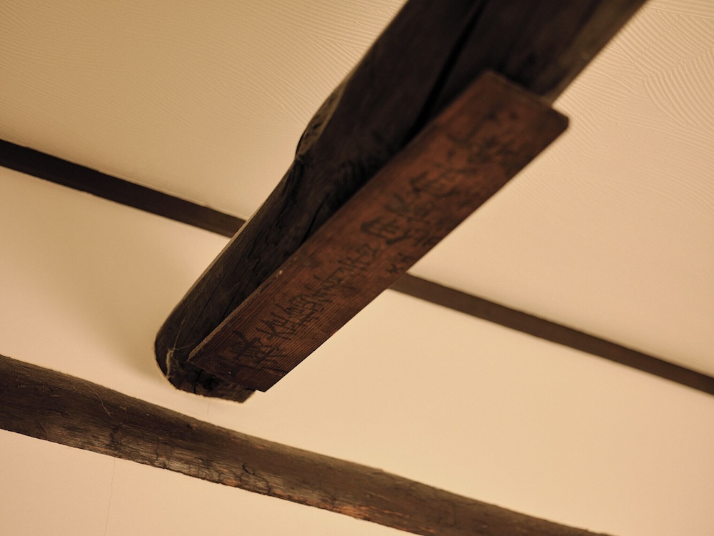 京町家一棟貸 B リビング エリア2 | 紡 七条鍵屋町