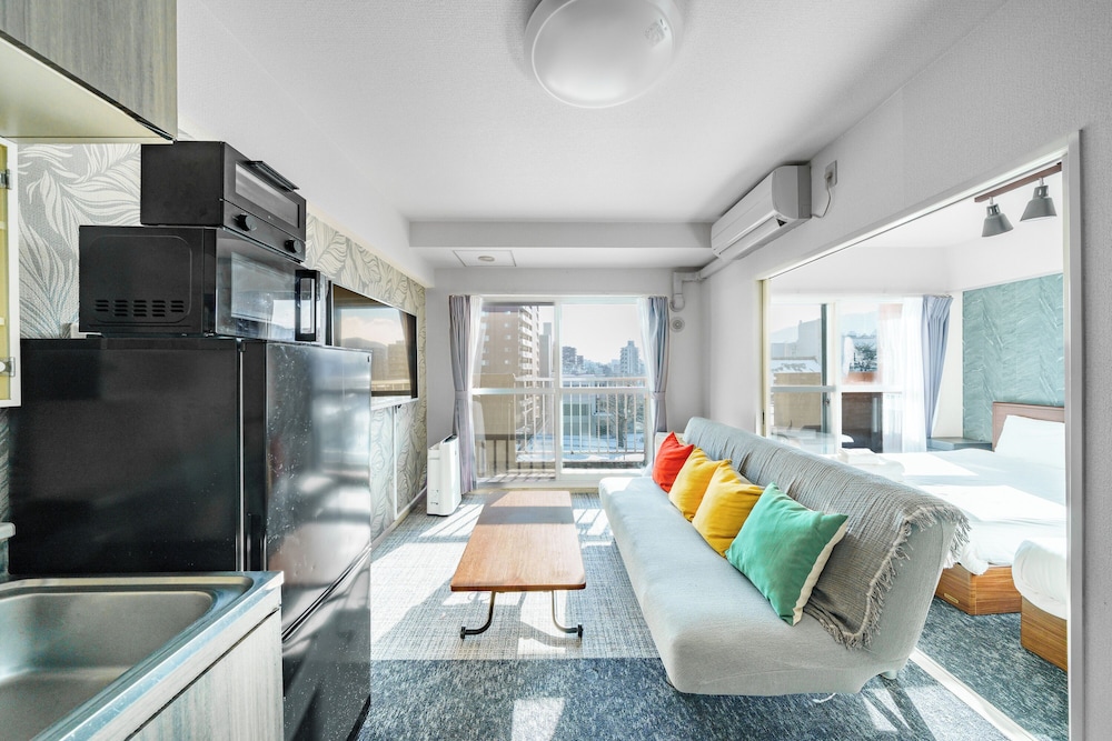 ファミリー アパートメント 禁煙 (601) リビング エリア1 | 88 Matsui Building