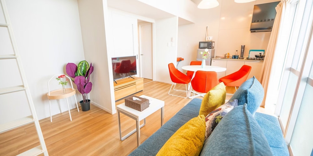 テラス&ロフト付!最上階TypeC 8名 禁煙 | ホテルトーマス旭橋駅