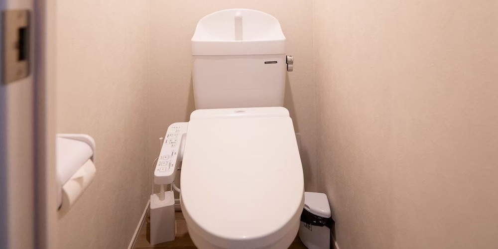 ロフト付き typeA/洗濯機・キッチン完備 禁煙 バスルーム2 | ホテルトーマス旭橋駅