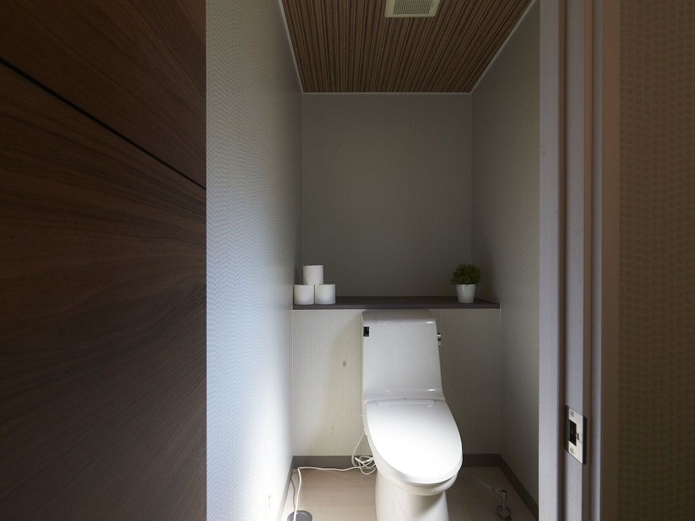 アパートメント (2F) バスルーム6 | おやど紀伊国屋 銀屋町