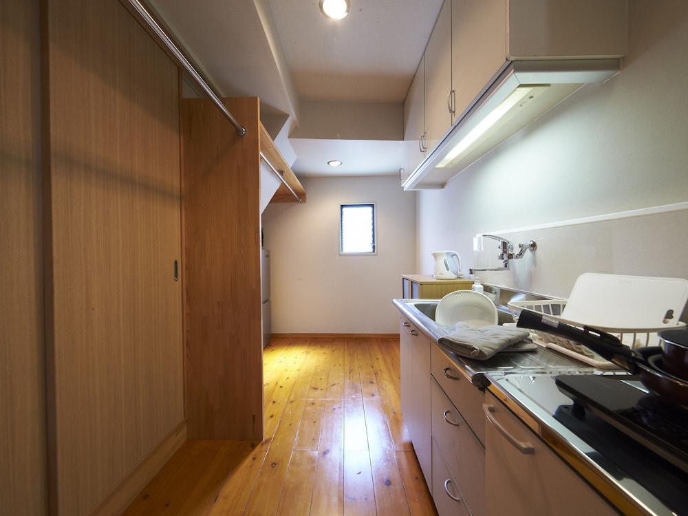 アパートメント (3F) 専用キッチン0 | おやど紀伊国屋 銀屋町