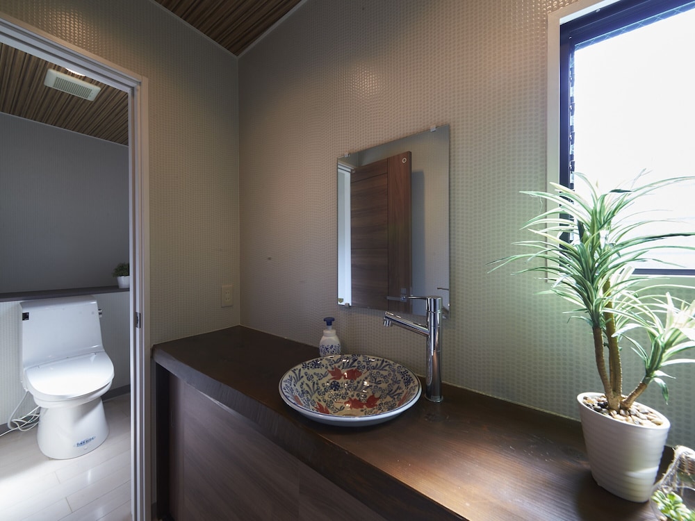 アパートメント (2F) バスルーム0 | おやど紀伊国屋 銀屋町