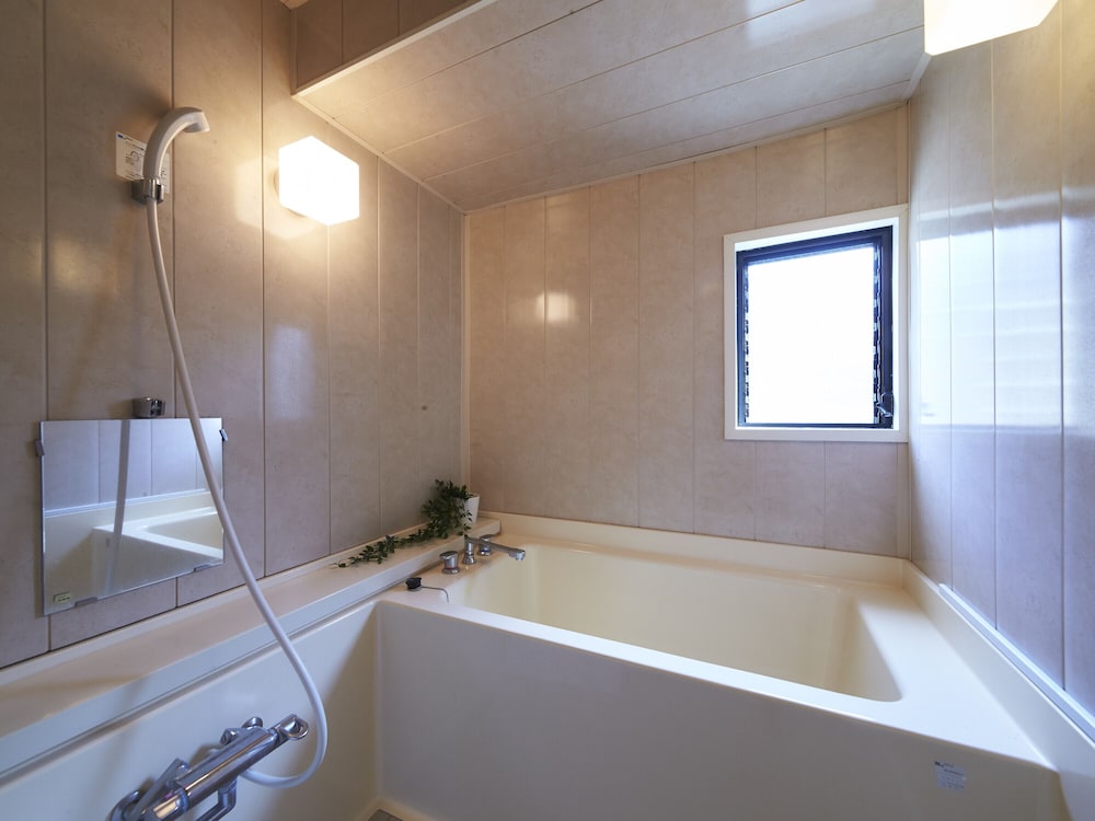 アパートメント (3F) バスルーム1 | おやど紀伊国屋 銀屋町