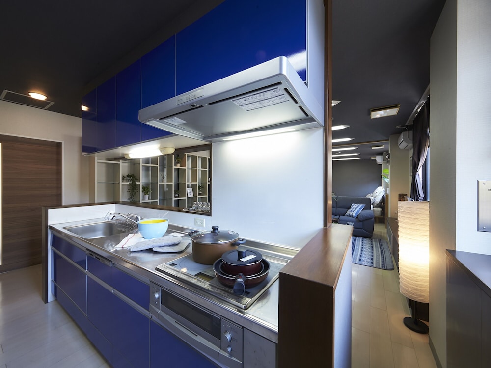 アパートメント (2F) 専用キッチン0 | おやど紀伊国屋 銀屋町