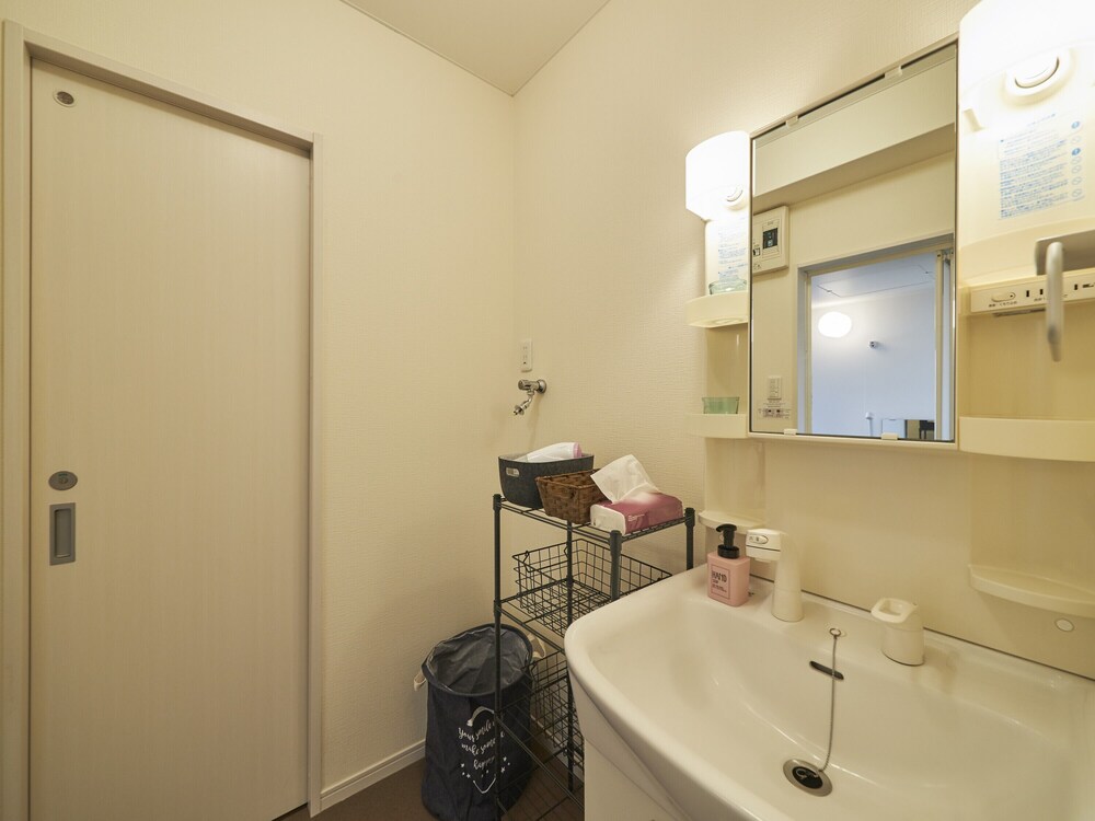 アパートメント (301) バスルーム2 | おやど紀伊国屋 大黒町