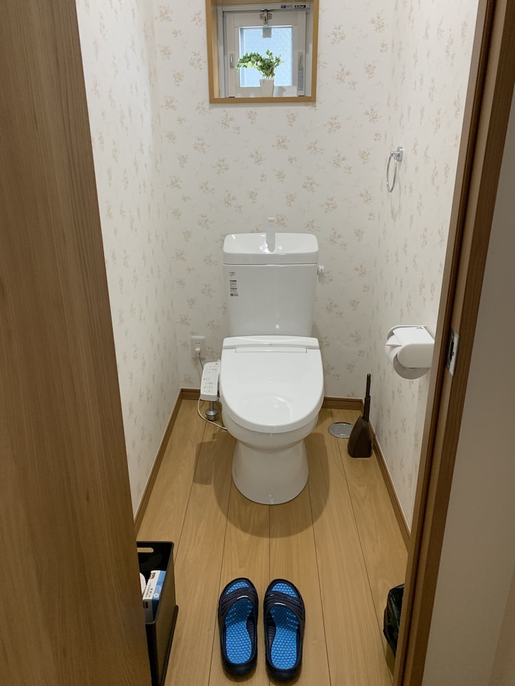 アパートメント (402) バスルーム1 | おやど紀伊国屋 本石灰町