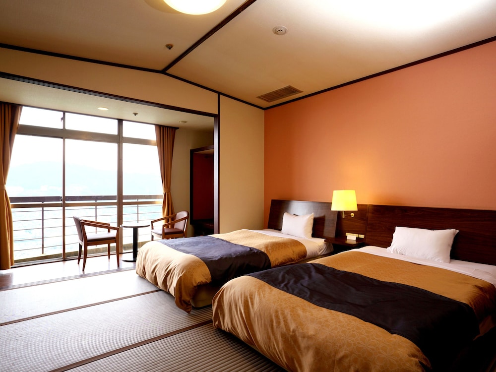 スタンダード ツインルーム 禁煙 シティビュー | 長崎にっしょうかん