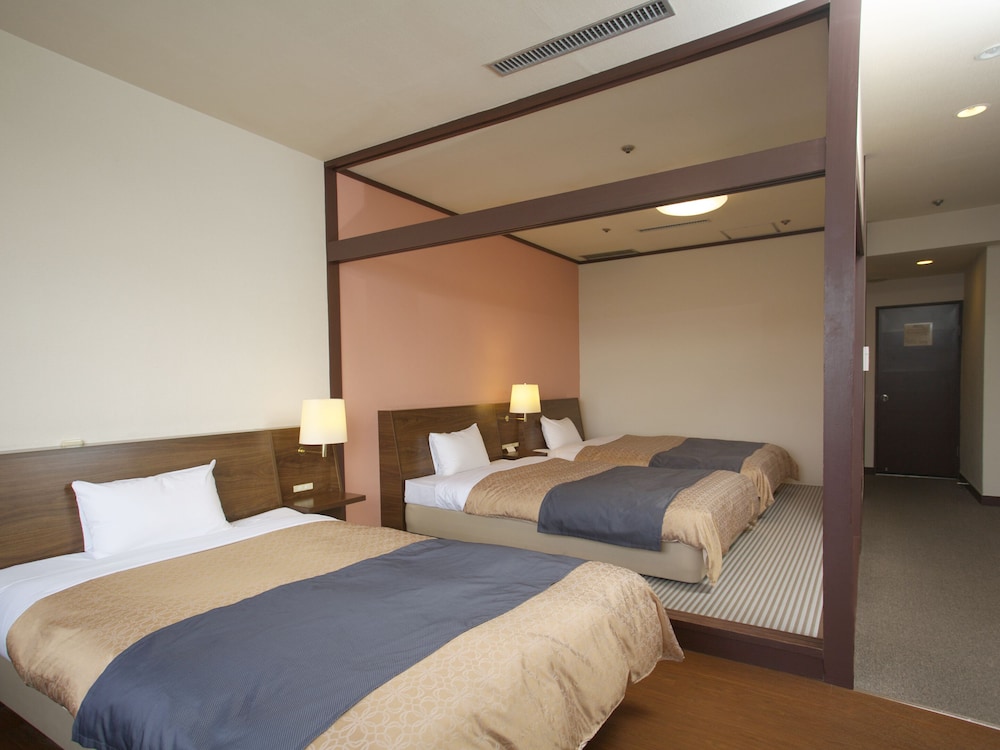 スタンダード トリプルルーム 喫煙可 シティビュー 客室の設備とサービス0 | 長崎にっしょうかん