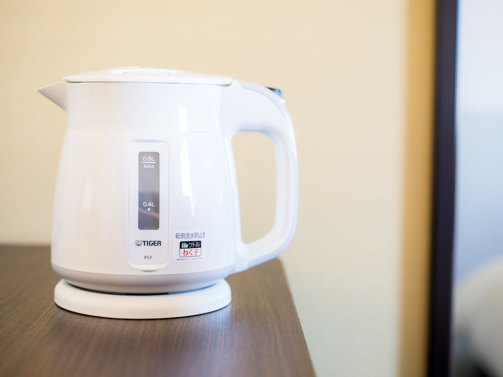 シングルルーム 禁煙 客室の設備とサービス1 | スーパーホテル天然温泉富士本館